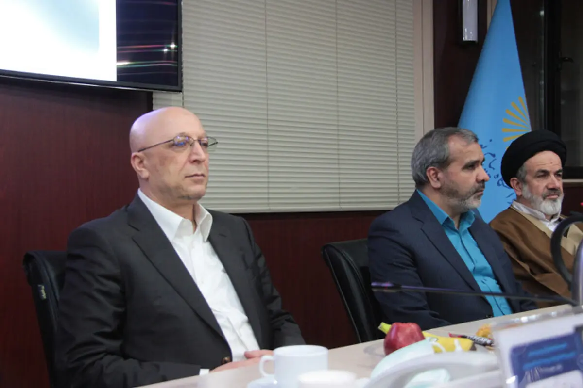 دانشگاه پیام نور با حفظ استقلال و قدرت به فعالیت علمی ادامه دهد