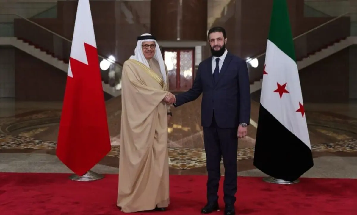 دیدار وزیر خارجه بحرین با الجولانی در دمشق
