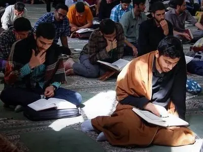 شیوه‌نامه بهداشتی برگزاری مراسم اعتکاف سال ۱۴۰۴ ابلاغ شد