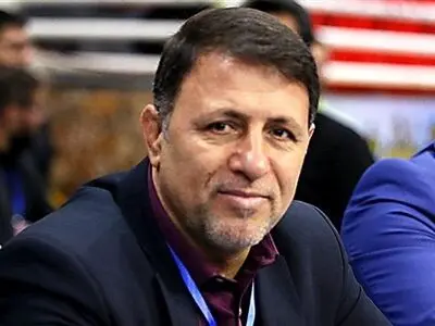 فروتن: نگاه فدراسیون به داوران کشتی بسیار مثبت است/ پیگیری معوقات داوران اولویت اصلی ما در سال 99 است