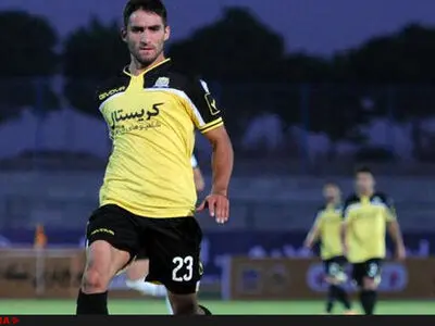 پرسپولیسی‌ام و محمدی را فقط به پرسپولیس می‌دهم