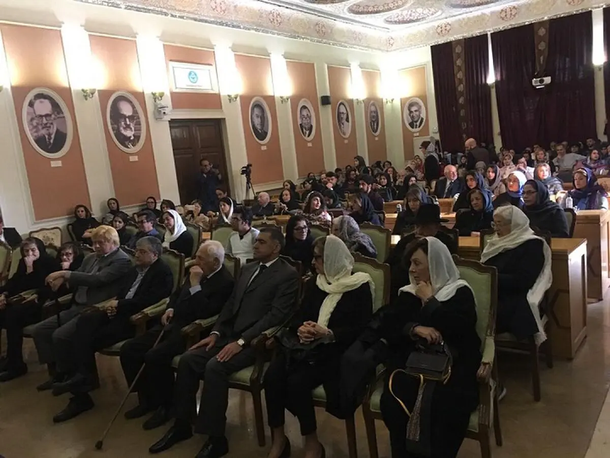 منیر فرمانفرمائیان معادل ندارد/ فرمانفرمائیان هنرمند یگانه و ستاره‌ای درخشان بود
