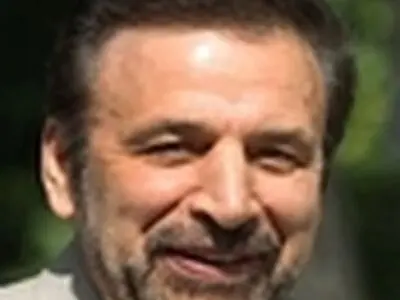 از پهنای باند خودمان به اینترنت عراق کمک می‌کنیم