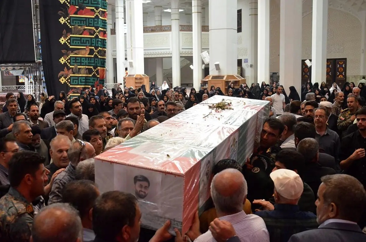 مراسم تشییع پیکر شهید جوکار در شیراز برگزار شد
