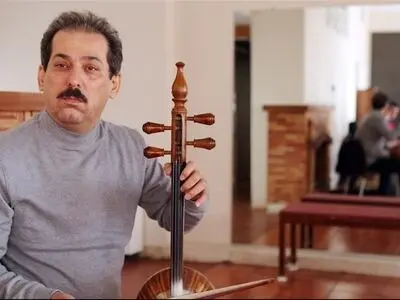 گفتگوی آنلاین اردشیر کامکار با خوانندگان کتاب آموزش کمانچه