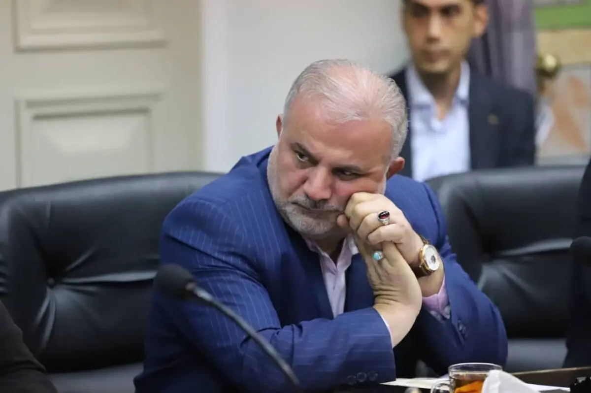 گیلانی‌ها به جای دستگیری همدیگر ، پای هم را می‌گیرند/ به آفتی مبتلاییم که همچنان ادامه دارد