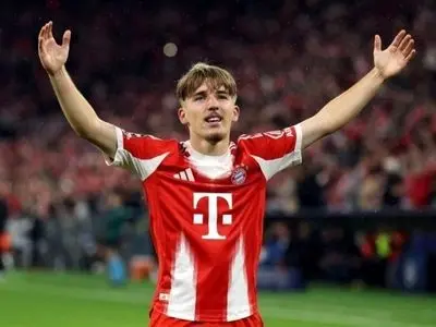 ویدئو: نمایش خیره کننده مدعی جدی جایزه گلدن بوی