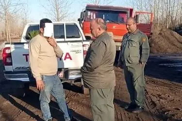 کشف بیش از ۱۰ تن شن و ماسه غیرمجاز در منطقه چاف لنگرود