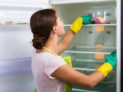 فوت و فن تمیز کردن یخچال و فریزر 