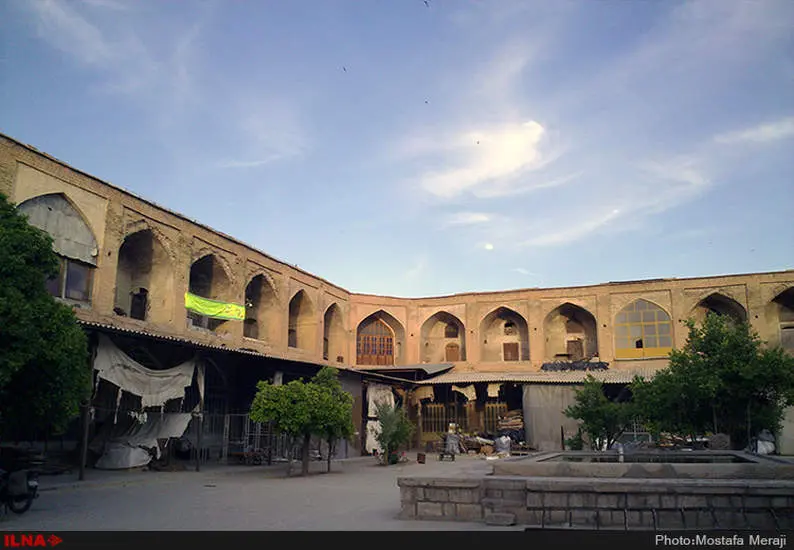 نگاهی به جاذبه های گردشگری شهر تاریخی شیراز-بازار قدیمی