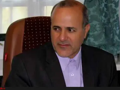 نسلی که انقلاب کرده زمان مدیریتش تمام می‌شود/ جوانان به جای گلایه و انتقاد، آستین‌ها را بالا بزنند / مشکلات با معجزه حل نمی‌شود