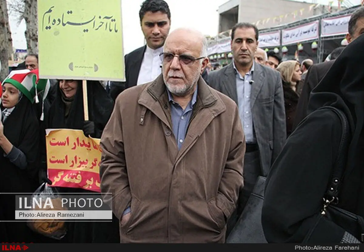زنگنه: ملت ایران در مقابله با دشمنان پیروز بیرون آمد