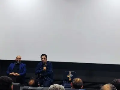 حامد اسلامی: «کاتاتونیا» را برای مخاطب خاص نساختم/ سعی می‌کنم فیلمم مخاطب را برای نگاه کردن به درون خود دعوت کند