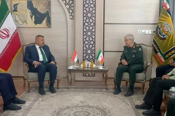 Iran’s top commander, Iraqi Interior Minister hold talks in Tehran