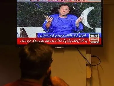 عمران خان یتهم رئیس الوزراء الباکستاني بالتورط في محاولة اغتیاله