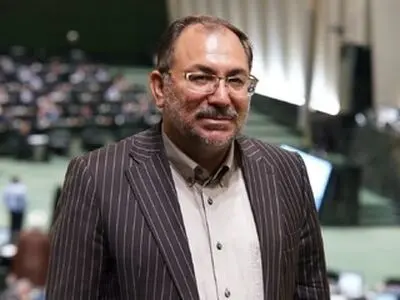 رئیس‌جمهور یک تیم اقتصادی قوی ببندد/ پزشکیان گزینه قوی و کارآمد به مجلس معرفی کند، نوکرش هم هستیم