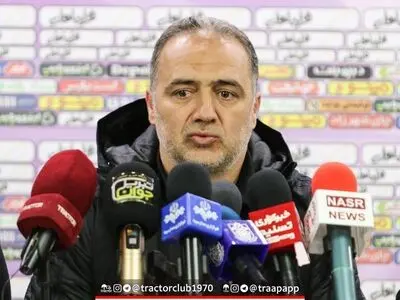 پژمان: ذوب‌آهن برای کسب یک امتیاز آمده بود/ تغییر تاکتیک ما در این بازی جواب داد