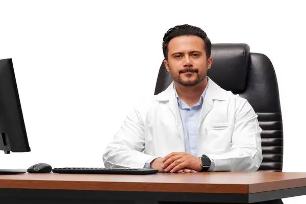 حسین رونقی به سرپرستی مدیریت شبکه بهداشت و درمان صومعه‌سرا منصوب‌ شد