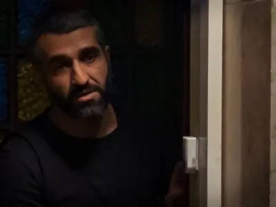  تصویری از حضور پژمان جمشیدی در دادگاه+ فیلم