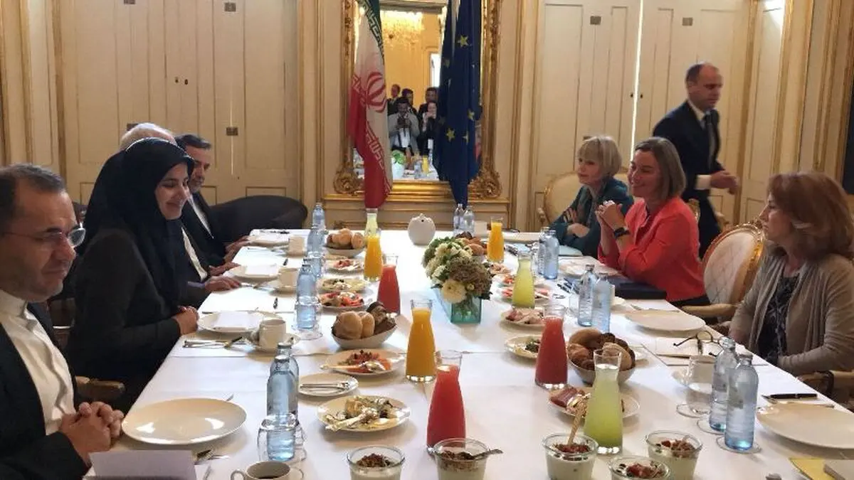 صبحانه کاری ظریف و موگرینی قبل از نشست برجام