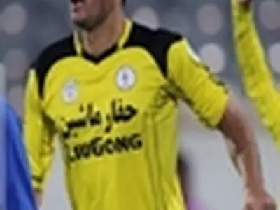 زارع: فجر سپاسی سقوط کند، فوتبال فارس نابود می‌شود