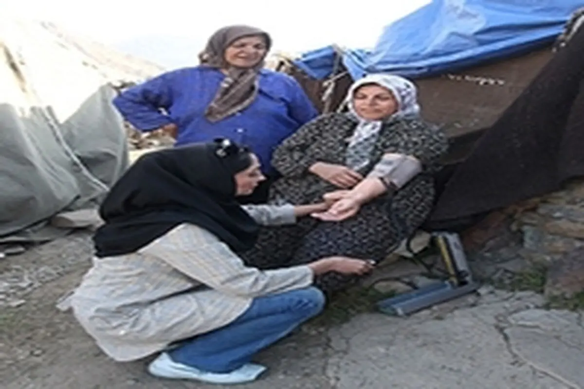۲۵۱۷ نفر از عشایر گیلانغرب به صورت رایگان معاینه شدند