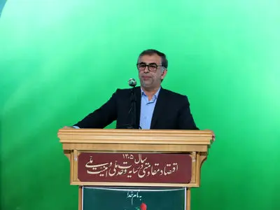 کارگران ستون استوار اقتصاد و انقلاب هستند