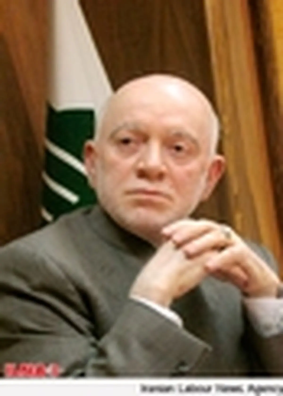 سخنگوی دولت سخنان غیراخلاقی خود را تصحیح نماید