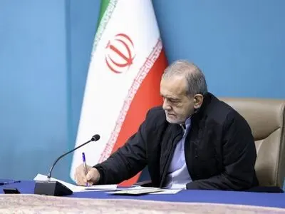 بزشکیان: الرؤیة المشترکة بین طهران وبکین أساسٌ هامٌ للتعاون البنّاء