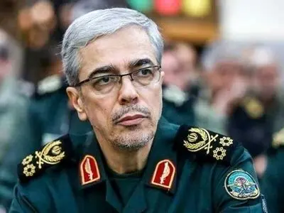 Iran ready to share experiences in defense industry with Iraq: Cmdr