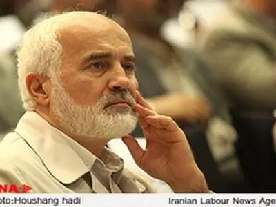 توکلی: وزارت علوم با شجاعت بیشتر پیش برود