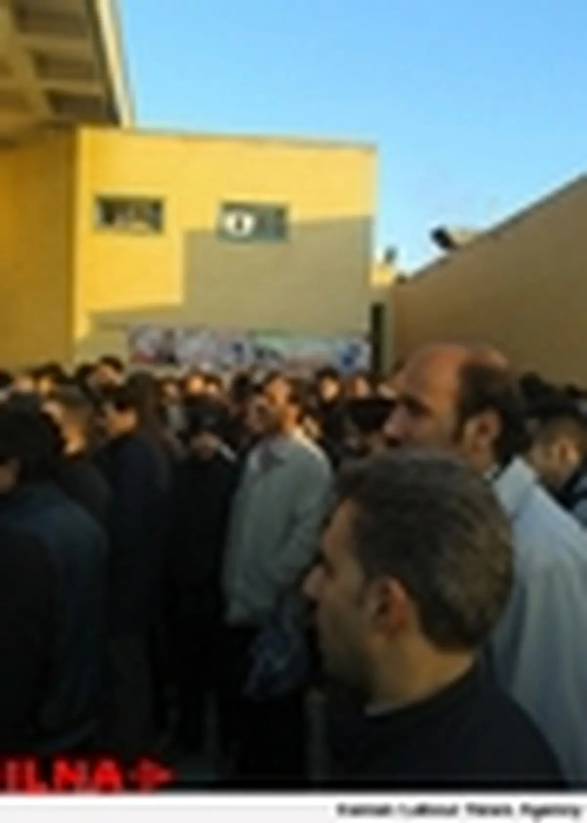 بازداشتی‌ها آزاد نشدند / ادامه اعتراضات کارگران پلی‌اکریل
