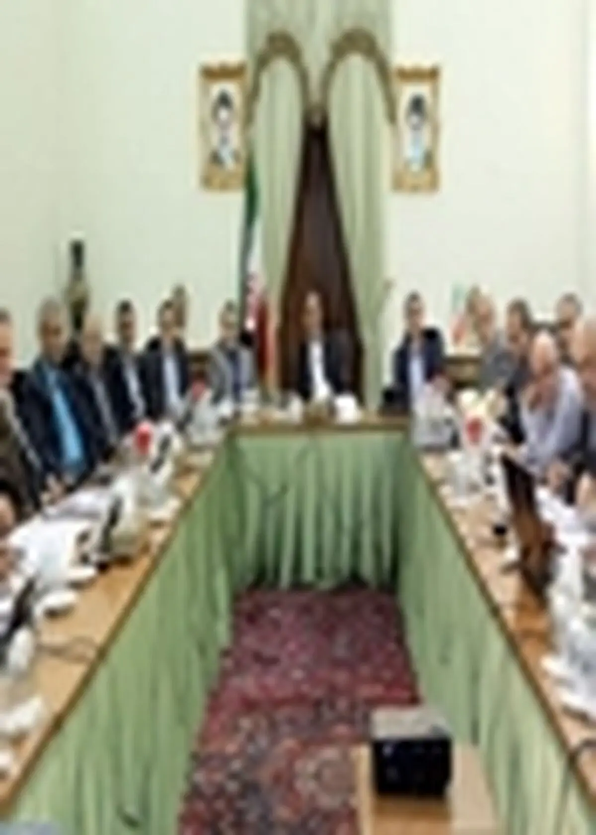رفع موانع پیش روی صادرکنندگان به طور جدی در دستور کار دولت است