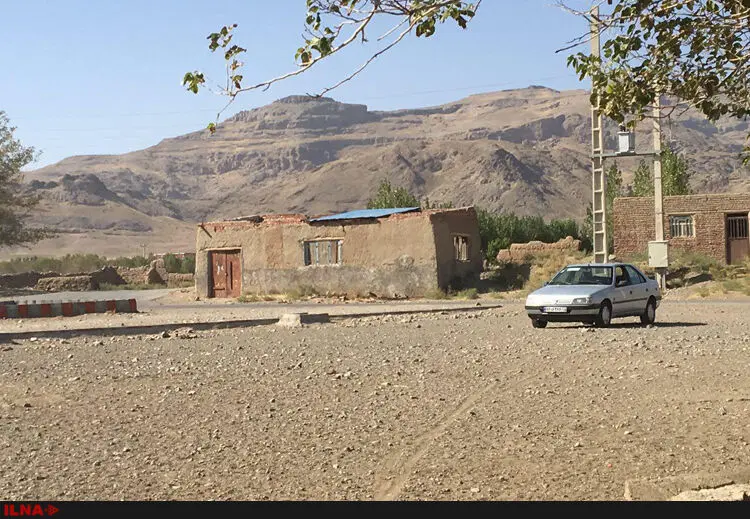 دریاچه ارومیه دیگر رنگ به رو ندارد
