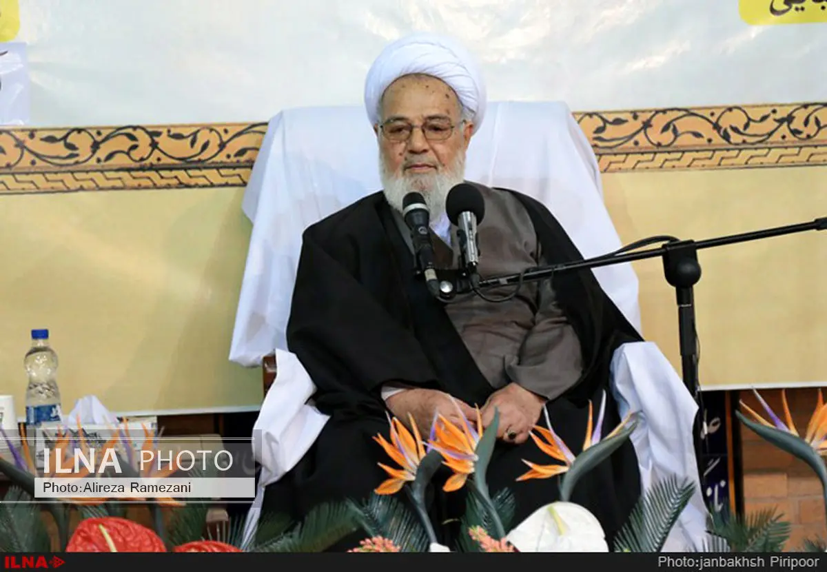 علامه طباطبایی به تشریح مبانی قرآنی در کلام ائمه میپرداخت