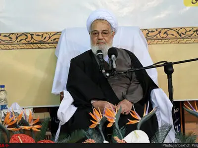 علامه طباطبایی به تشریح مبانی قرآنی در کلام ائمه می‌پرداخت