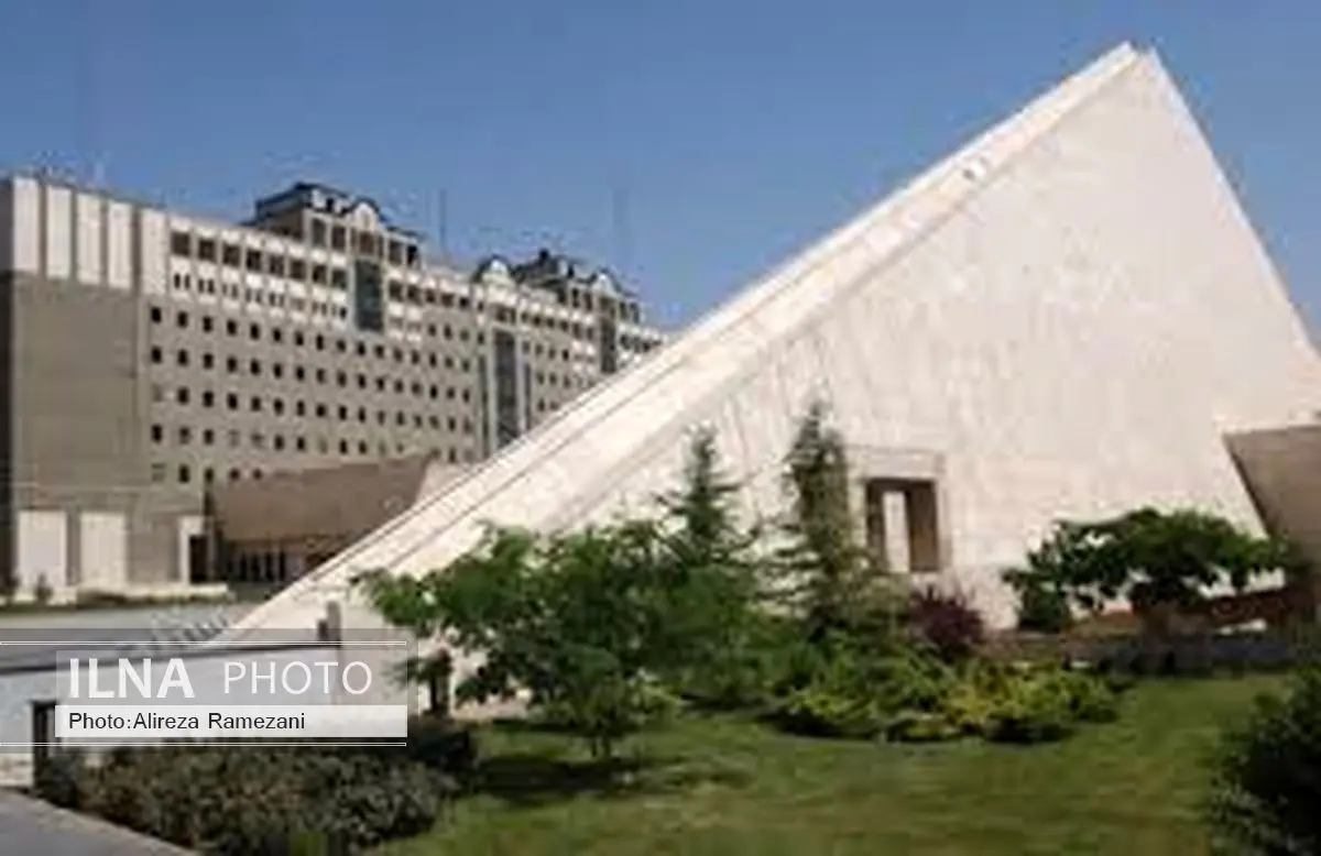 دیدار رییس مجلس و وزیر نفت برای تعیین نرخ خوراک پتروشیمیها