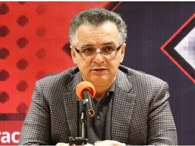 تراکتور با پیر‌مردها خوشبخت نمی‌شود