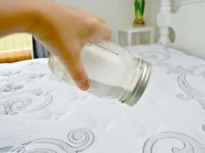 نحوه تمیز کردن تشک تخت با جوش شیرین