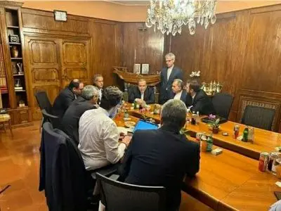 اختلافات در دولت ترامپ برجسته شد| ایران- آمریکا: فردا «سرنوشت‌ساز» است