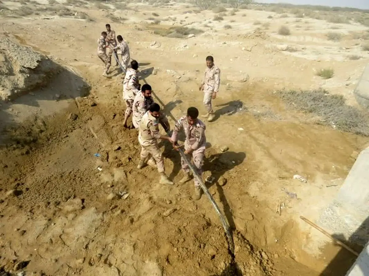 انهدام خط لوله 3 کیلومتری انتقال سوخت قاچاق در شهرستان میناب