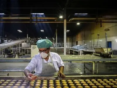 کارگران «کیوان» منتظر تعیین تکلیف کارخانه هستند 
