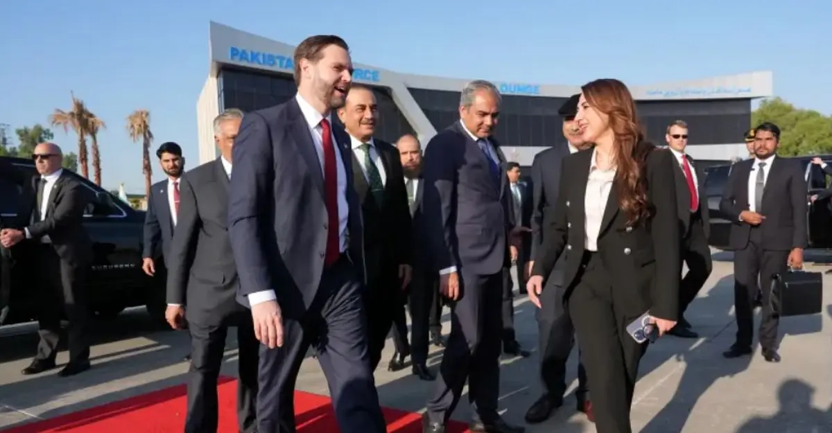 اکسیوس: ونس برای مذاکره با ایران، امروز به اسلام‌آباد می‌رود