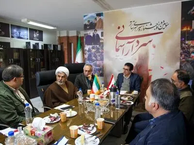 بازدید مدیرکل هنرهای نمایشی و دبیر جشنواره فجر از دبیرخانه سردار آسمانی