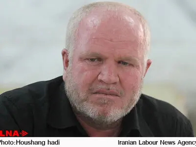 دولت برای تامین اجتماعی تعیین تکلیف نکند/ مگر می‌شود کارگر را با حداقل بیمه بازنشسته کرد؟ / پیشنهادِ غیرقانونی لازم‌الاجرا نیست 