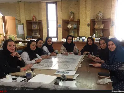 ساخت کتیبه دفاع مقدس با الهام از سرو ایرانی