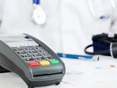 لزوم استفاده از کارتخوان در مطب پزشکان؛ معاون سازمان بازرسی خواستار معرفی متخلفان شد

