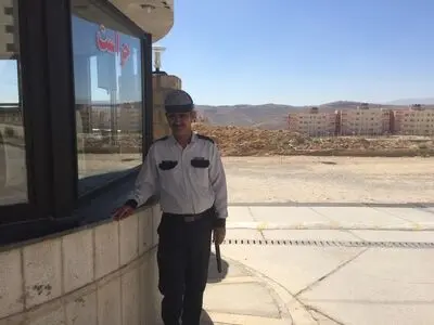 بازگشت به کار ۱۱کارگر اخراجی مجتمع مسکونی پارس جم/ مدیر مجتمع: بازگشتی‌ها از کارگران جایگزین چارت سازمانی هستند