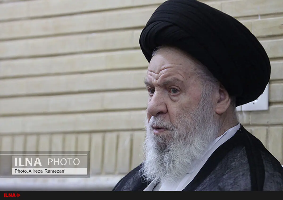 برای رفع مشکلات جامعه کارگری نباید از هیچ کوششی دریغ کرد
