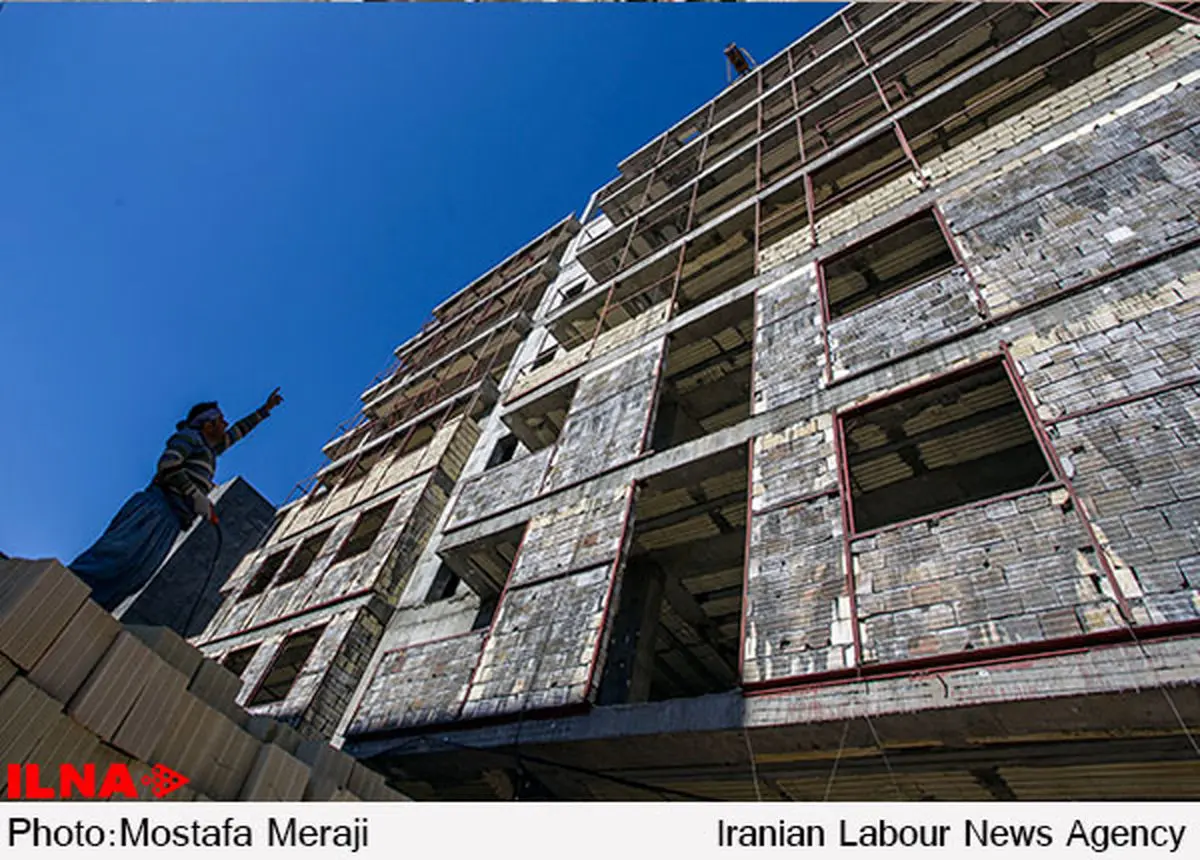 شرط جدید تامین اجتماعی کارگران ساختمانی در اصفهان را غافلگیر کرد